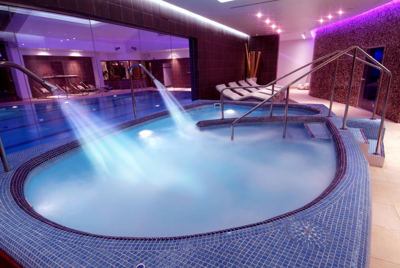 Parklands Hotel & Country Club Ньютон-Мернс Екстер'єр фото