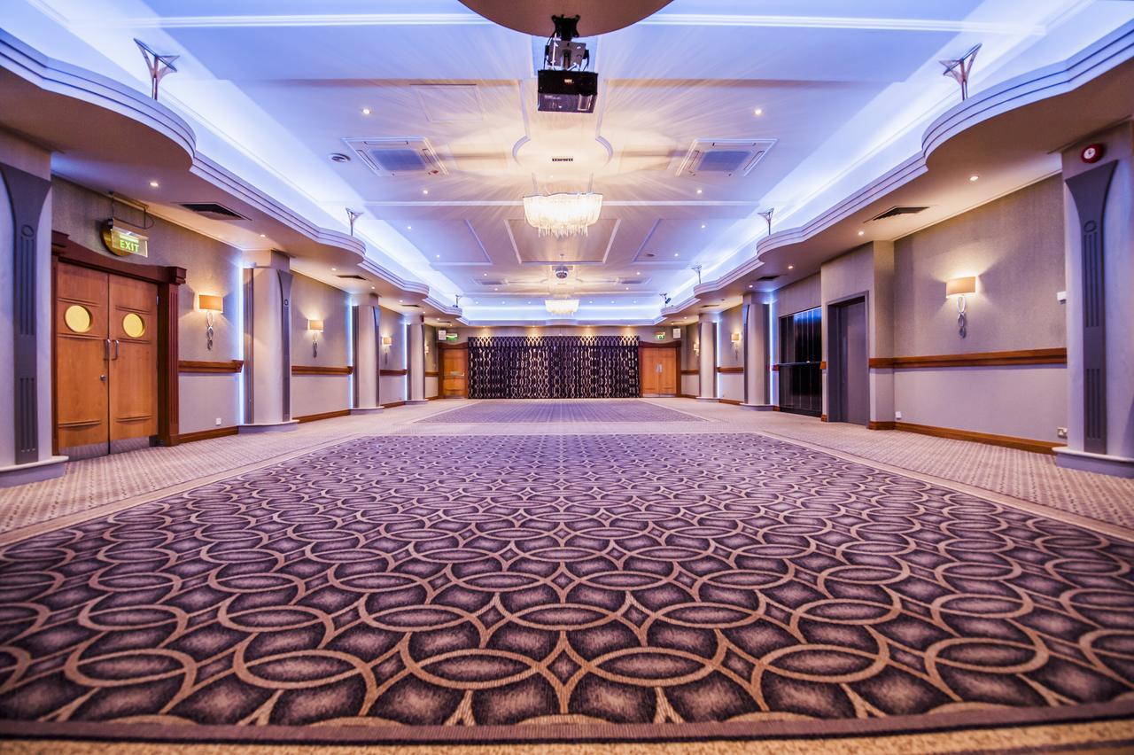 Parklands Hotel & Country Club Ньютон-Мернс Екстер'єр фото