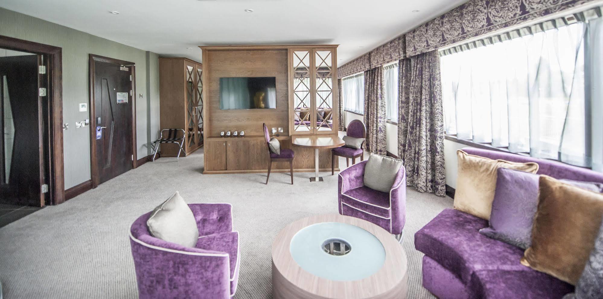 Parklands Hotel & Country Club Ньютон-Мернс Екстер'єр фото