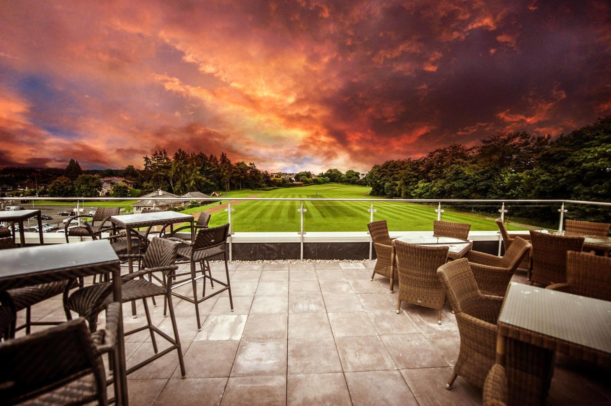 Parklands Hotel & Country Club Ньютон-Мернс Екстер'єр фото
